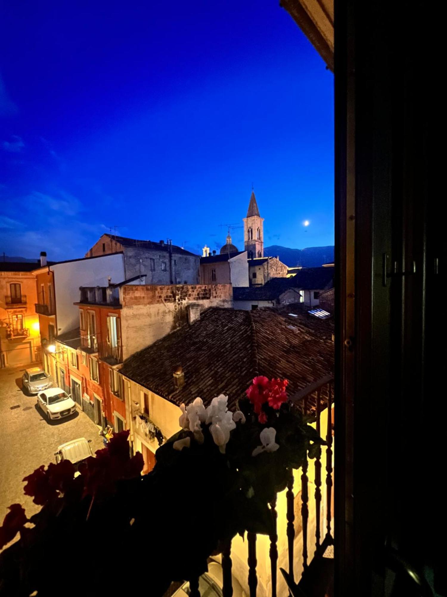 Regina D'Aragona Casa Vacanze Sulmona Extérieur photo